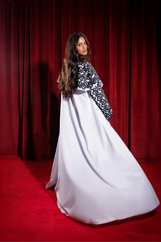 Black and White Abaya