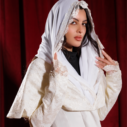 Off-white Lace Abaya